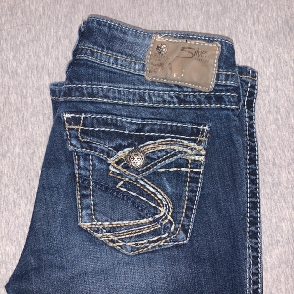 Silver Jeans - Picture 3 of 5